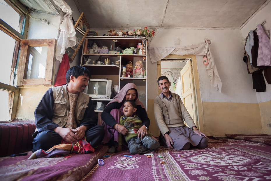 Afghan family in Bamyan (Afghanistan)